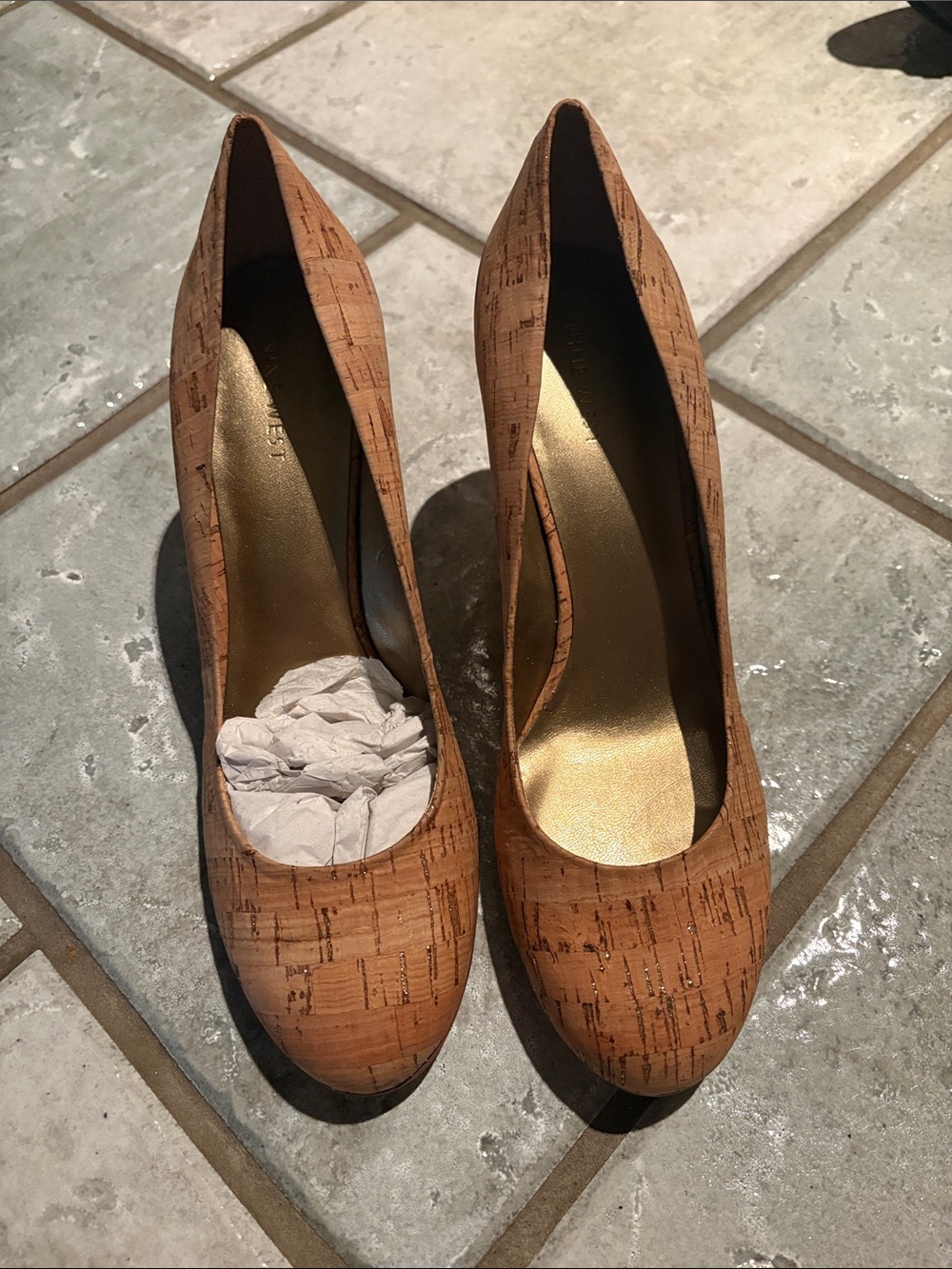 Nine West Cork-Textured Round-Toe Pumps in Brown with Gold Insole